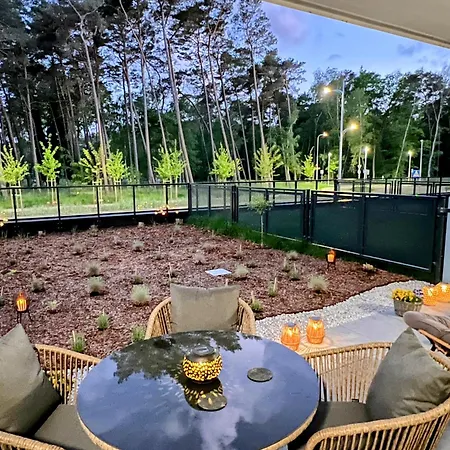 דירה Sky Garden Z Prywatnym Ogrodem I Tarasem, Oddzielna Sypialnia, Dzienny Z Aneksem Kuchennym, Blisko Plazy