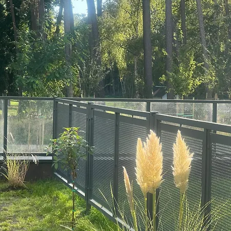 Sky Garden Z Prywatnym Ogrodem I Tarasem, Oddzielna Sypialnia, Dzienny Z Aneksem Kuchennym, Blisko Plazy דירה מידזיזדרויה